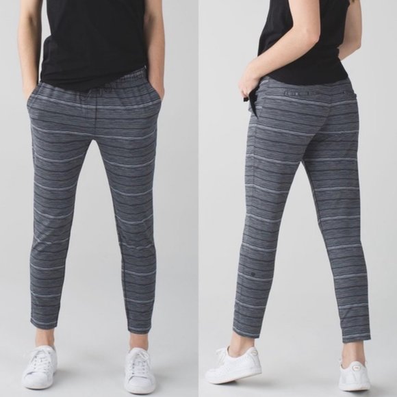 Lululemon Jet Crop Slim Luxtreme Cyber 